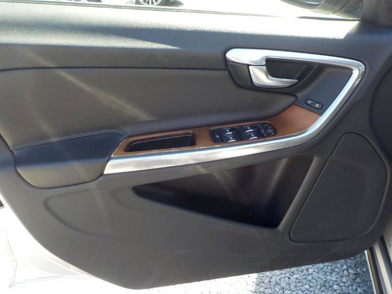 Used 2016 Volvo S60 T5 Premier FWD image 9