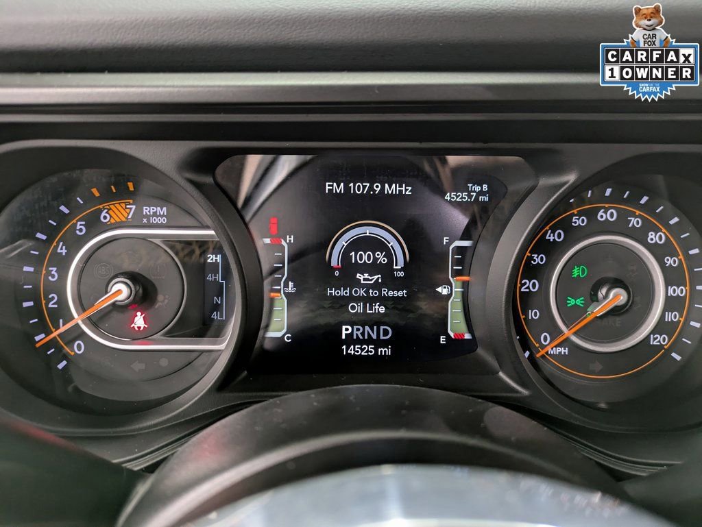 Used 2024 Jeep Wrangler Sahara image 15