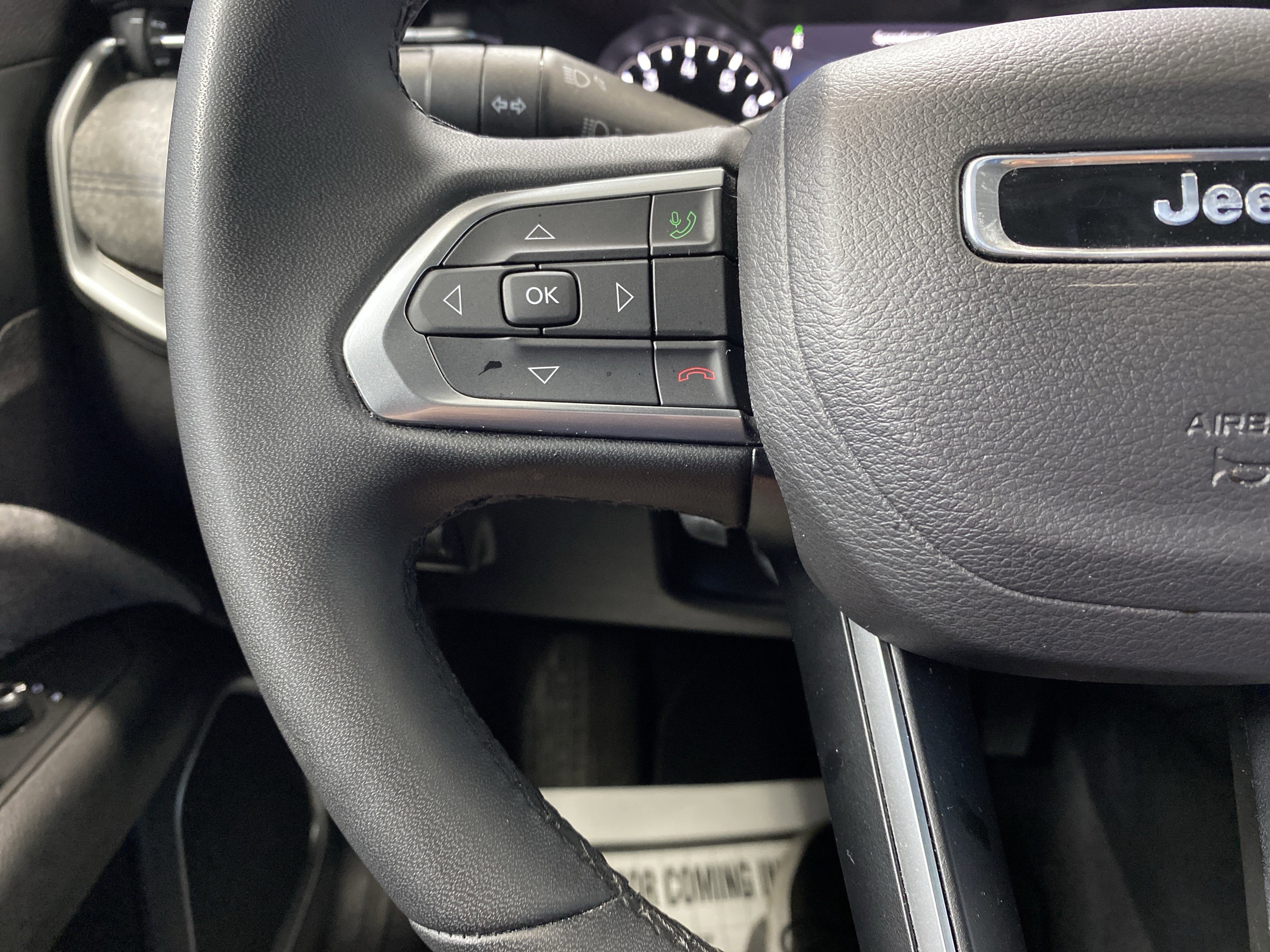 Certified 2024 Jeep Compass Latitude image 19