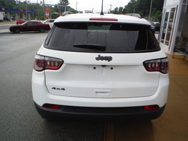 New 2026 Jeep Compass Latitude AWD/4WD image 11