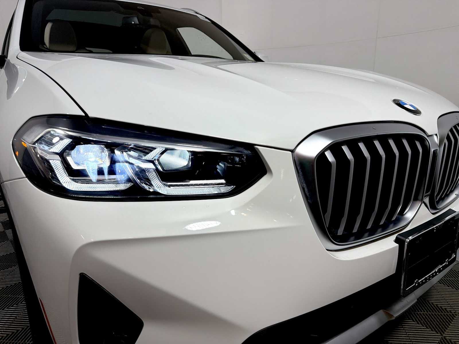 Used 2024 BMW X3 xDrive30i w/ Convenience Package AWD/4WD image 25