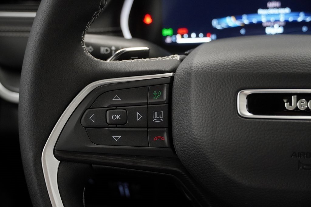 New 2025 Jeep Grand Cherokee Altitude image 26