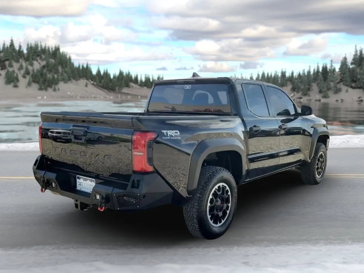 Used 2024 Toyota Tacoma TRD Off-Road image 7