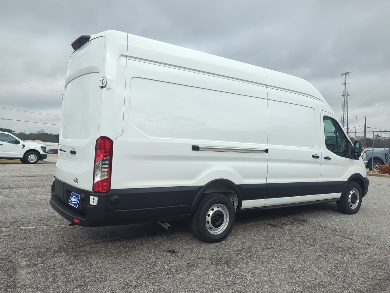 New 2026 Ford Transit 250 148 High Roof Extended RWD image 3