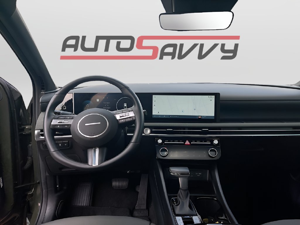 Used 2025 Hyundai Santa Cruz Limited AWD/4WD image 24