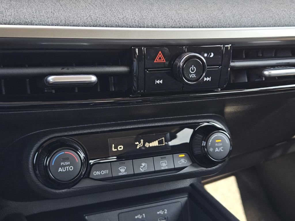 New 2026 Nissan Kicks SV image 18