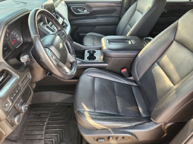 Used 2021 Chevrolet Suburban LT RWD image 13
