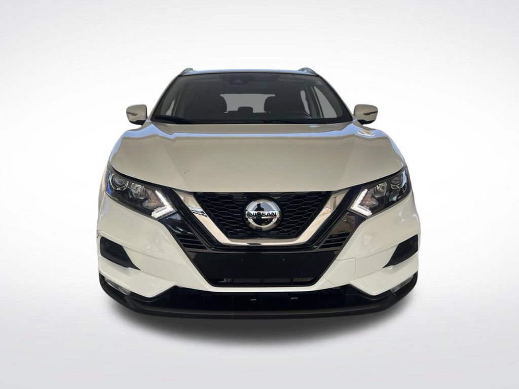 Used 2022 Nissan Rogue Sport SV AWD/4WD image 2