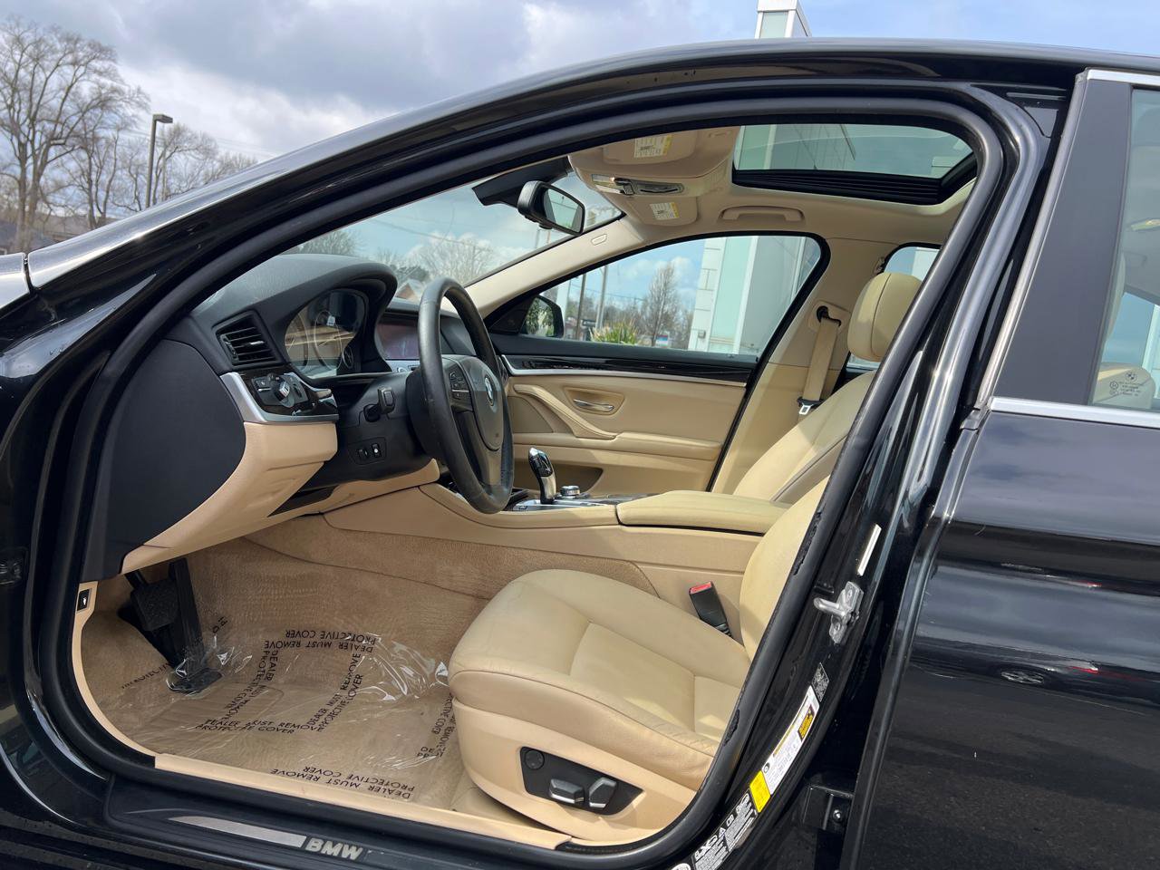 Used 2011 BMW 535i xDrive Sedan AWD/4WD image 14