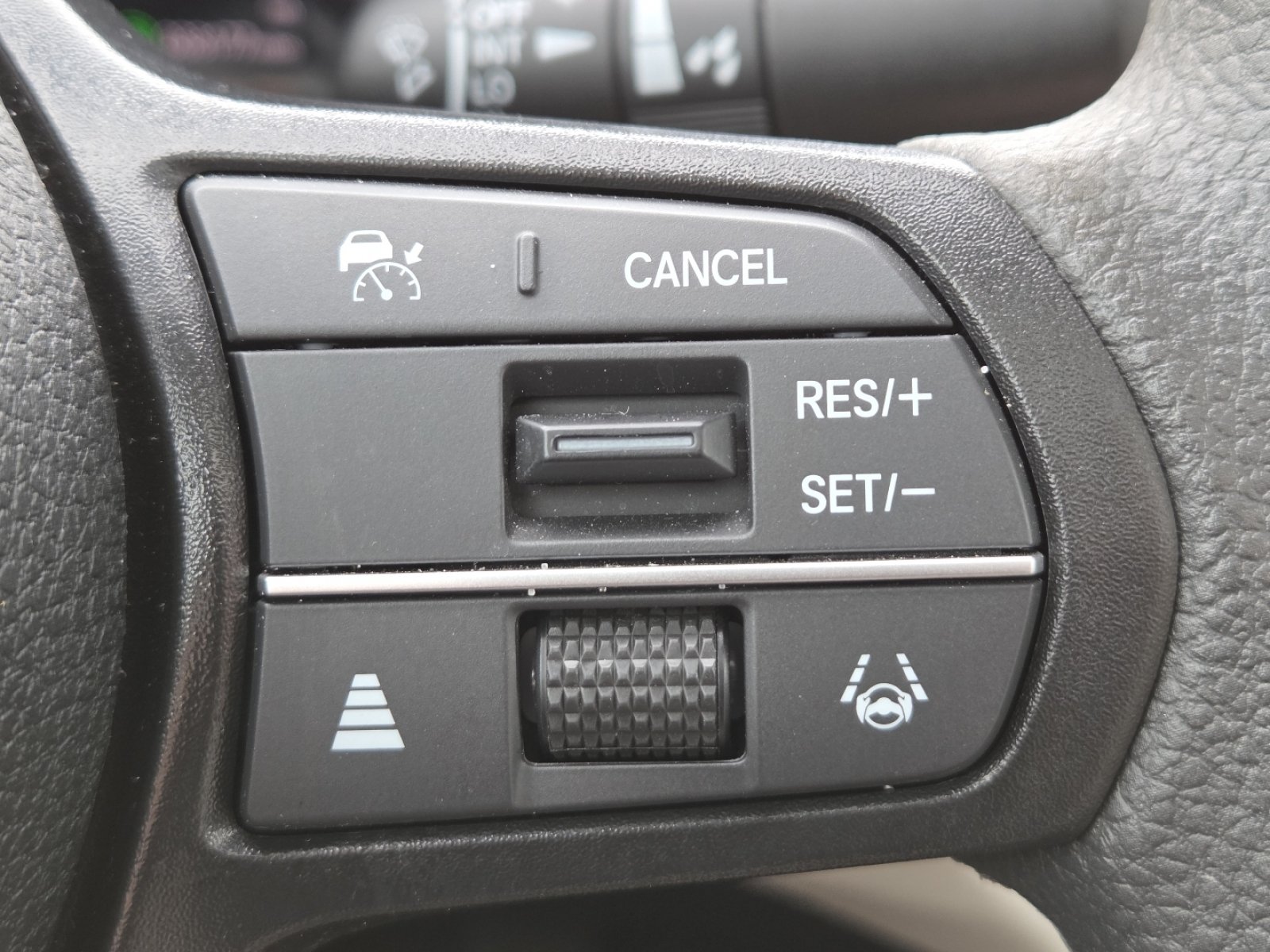 Used 2024 Honda Accord EX image 9