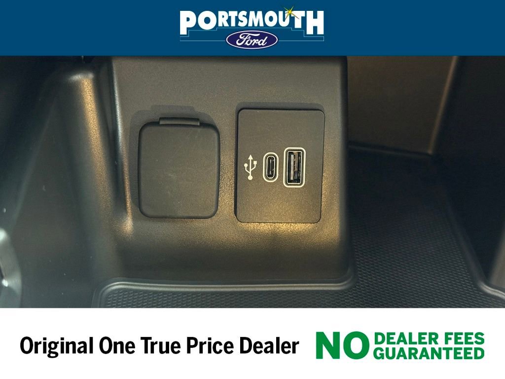 New 2025 Ford Explorer Active w/ Active Comfort Package image 19