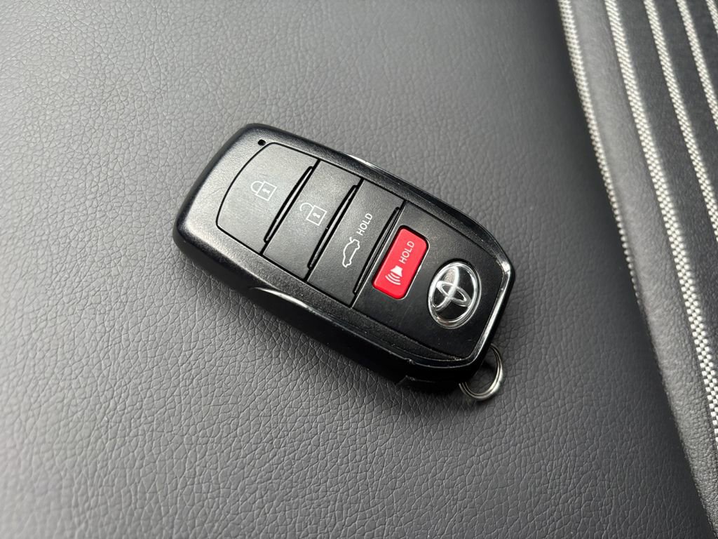 Used 2025 Toyota Corolla XSE image 33