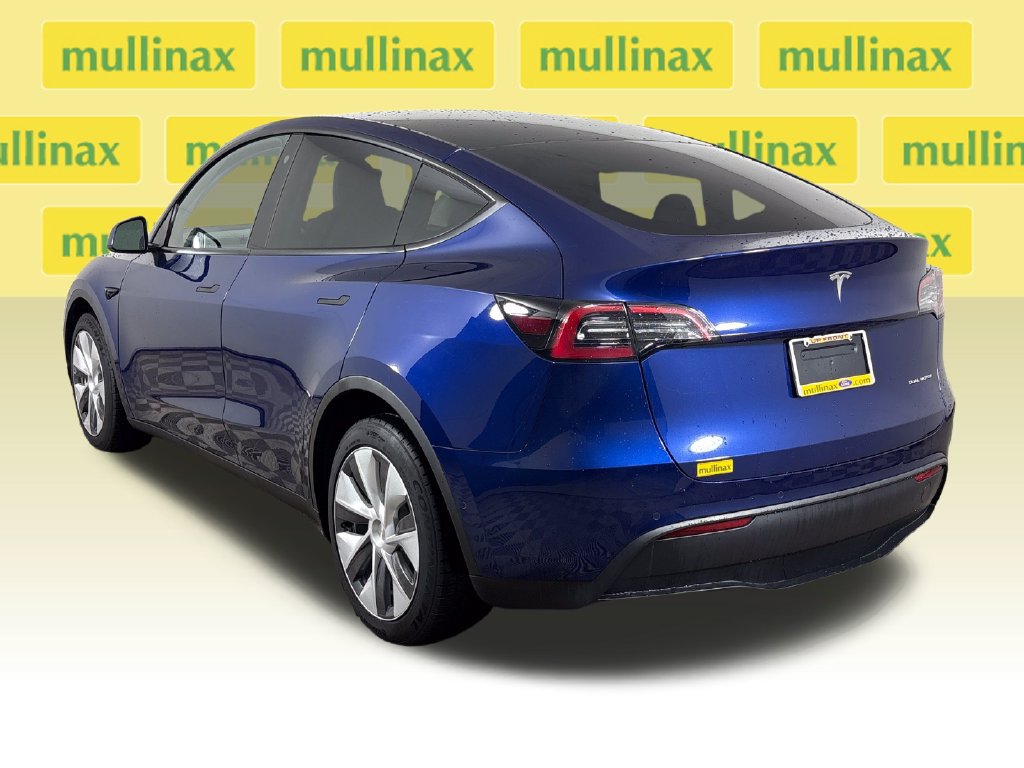 Used 2023 Tesla Model Y Long Range AWD/4WD image 10