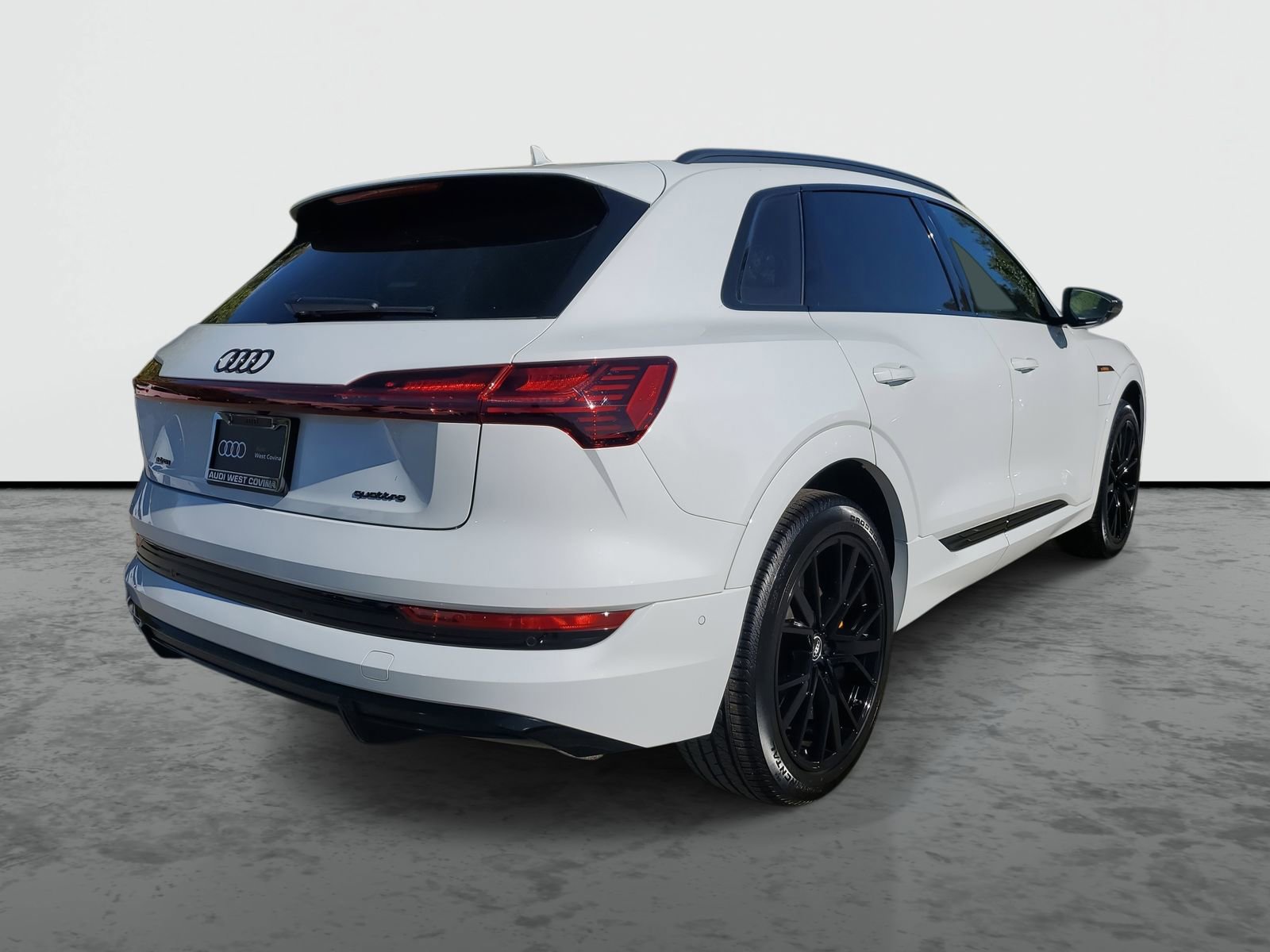 Used 2022 Audi e-tron Chronos w/ Chronos Package image 4