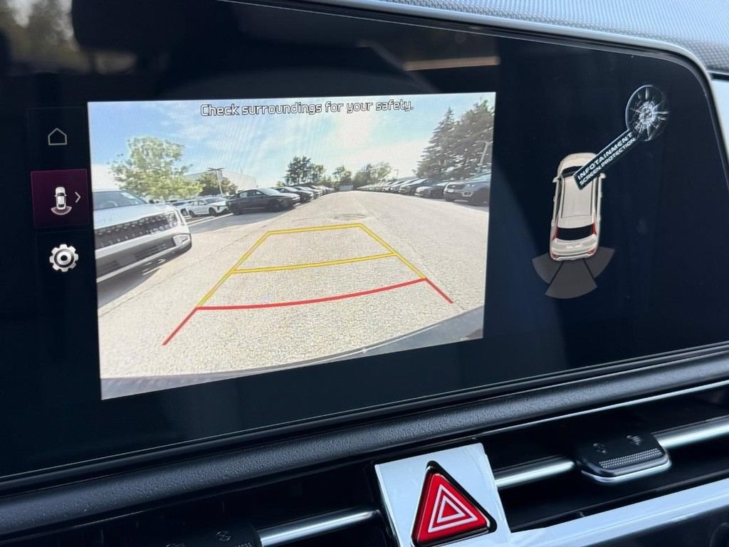 New 2026 Kia Niro EX w/ EX Premium Package FWD image 13