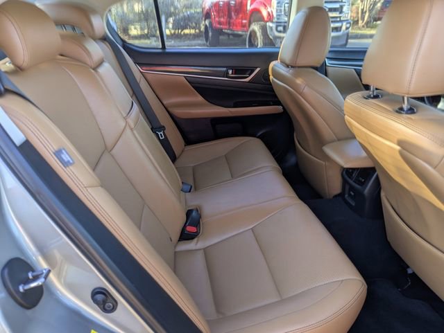 Used 2016 Lexus GS 200t image 32