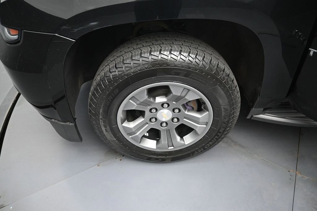 Used 2019 Chevrolet Tahoe LS w/ Skid Plate Package AWD/4WD image 30