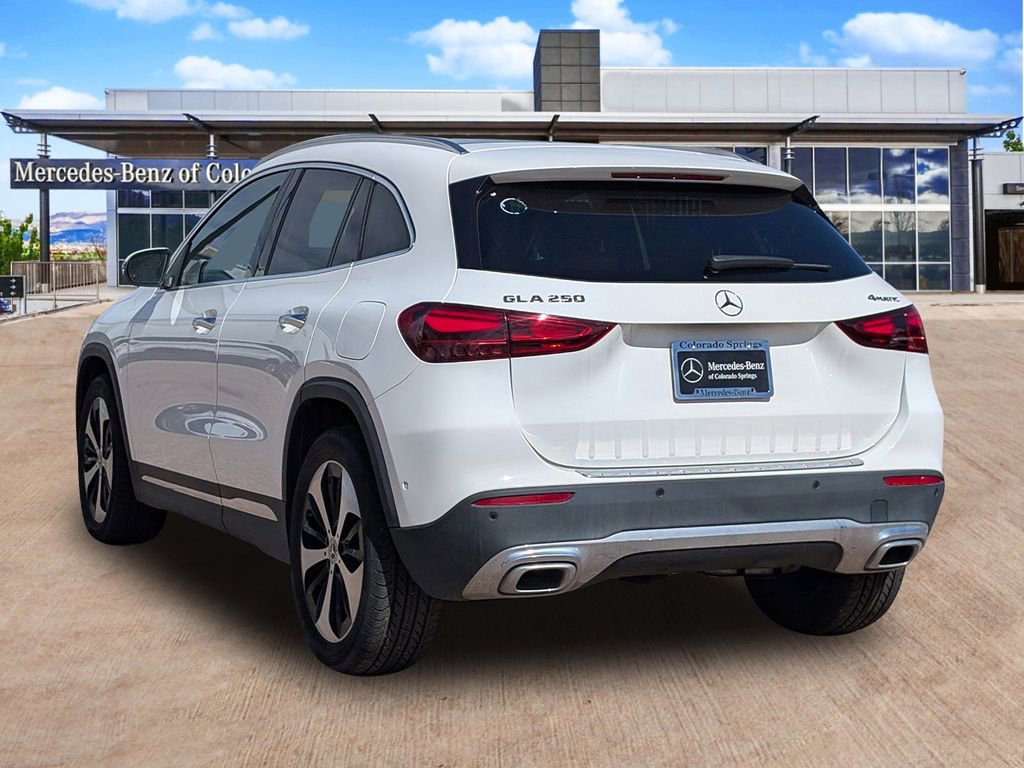 Used 2025 Mercedes-Benz GLA 250 4MATIC image 5