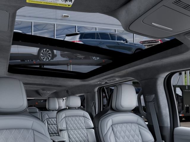 New 2027 Lincoln Navigator L Black Label w/ Black Label Special Edition AWD/4WD image 22