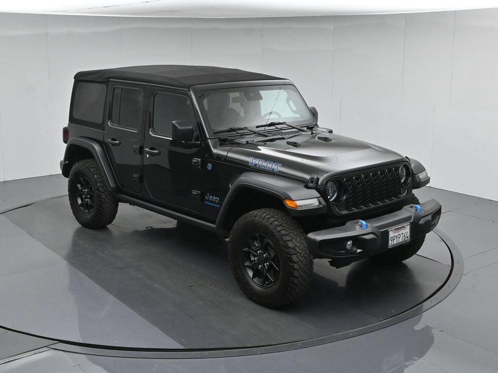 Used 2024 Jeep Wrangler Unlimited AWD/4WD image 40
