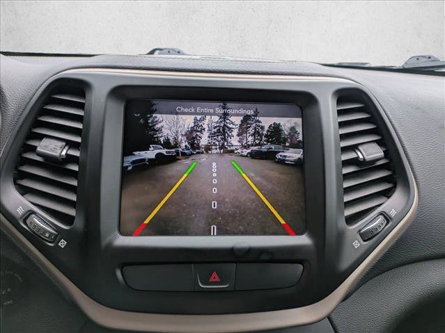 Used 2016 Jeep Cherokee Latitude image 20