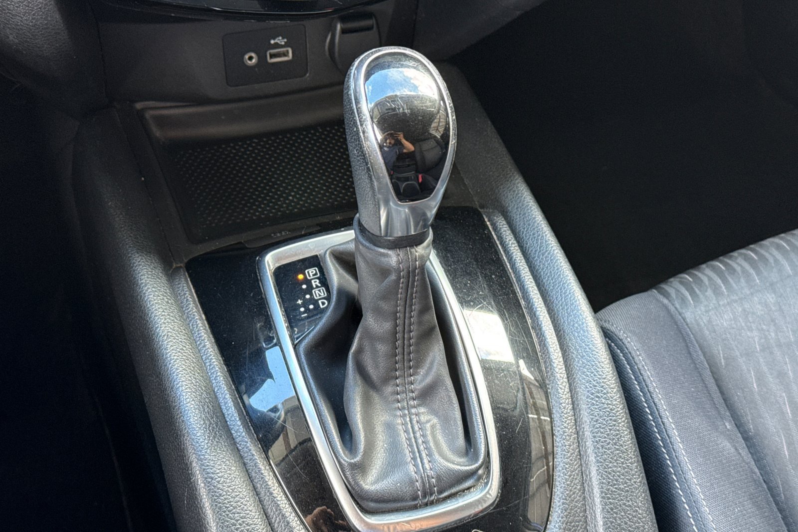 Used 2018 Nissan Rogue SV FWD image 31