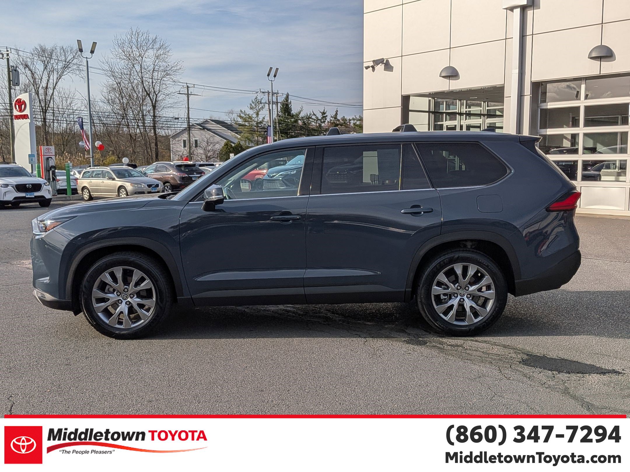 Used 2024 Toyota Grand Highlander Limited image 6