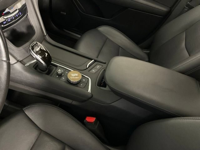 Used 2020 Cadillac XT5 Premium Luxury FWD image 16