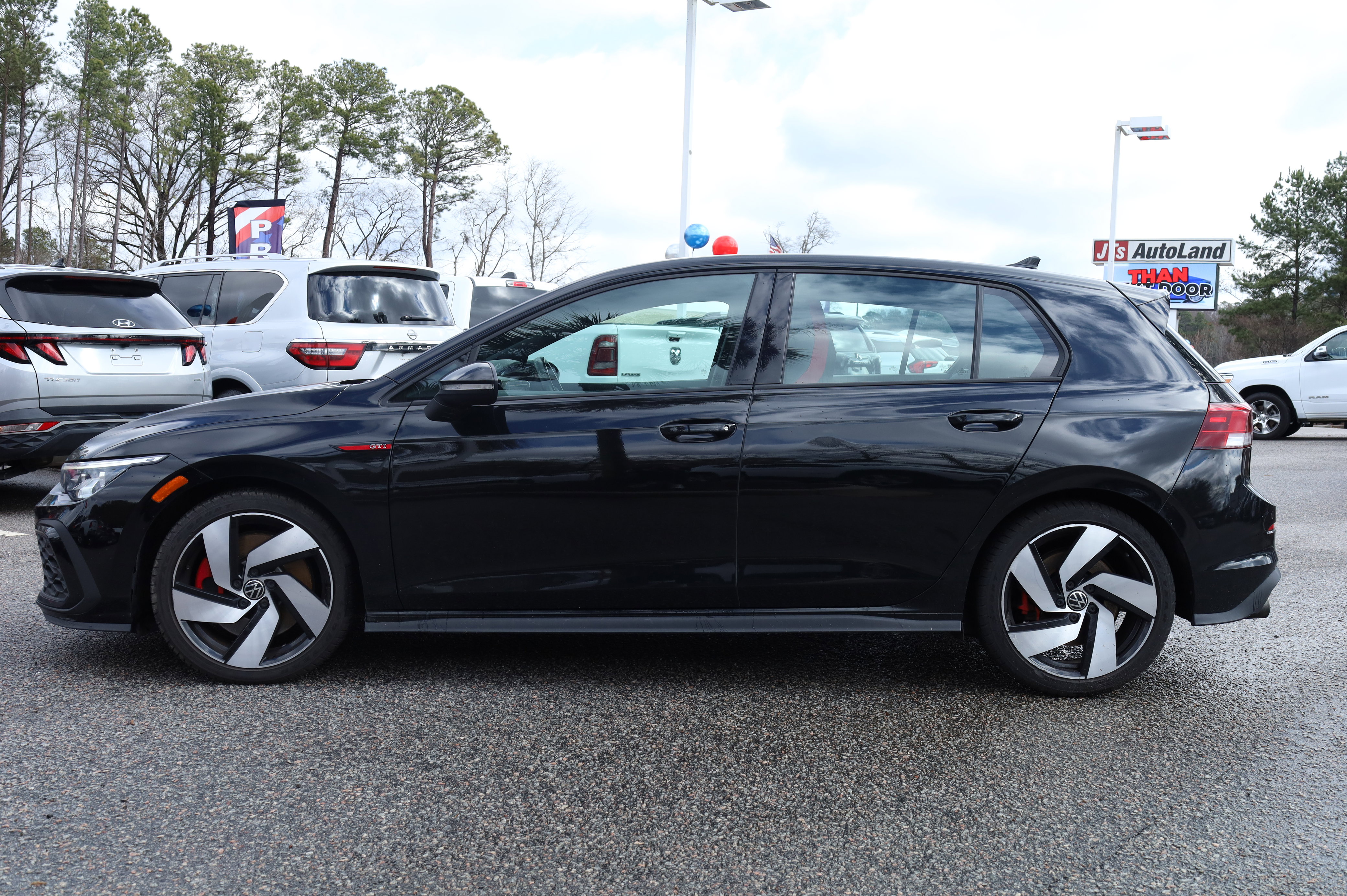 Used 2024 Volkswagen GTI S image 2