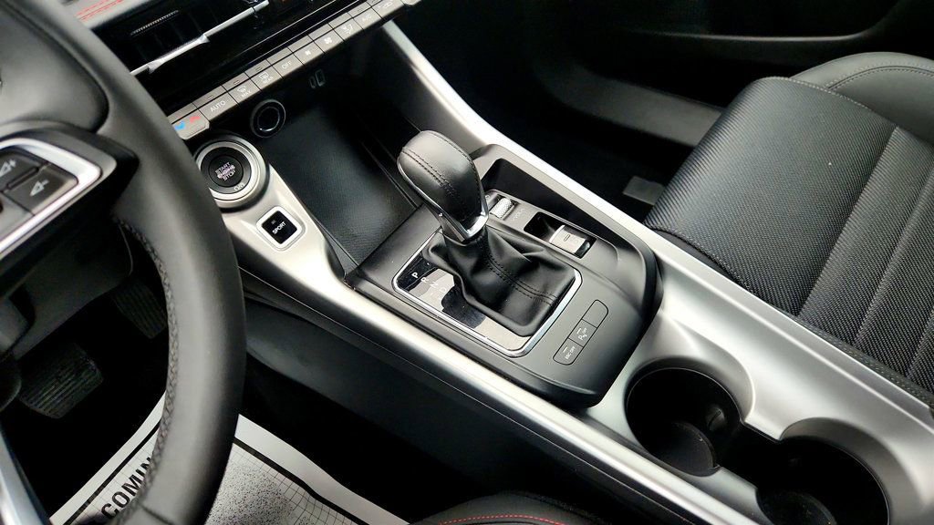 Used 2024 Dodge Hornet R/T w/ R/T Blacktop Package image 16