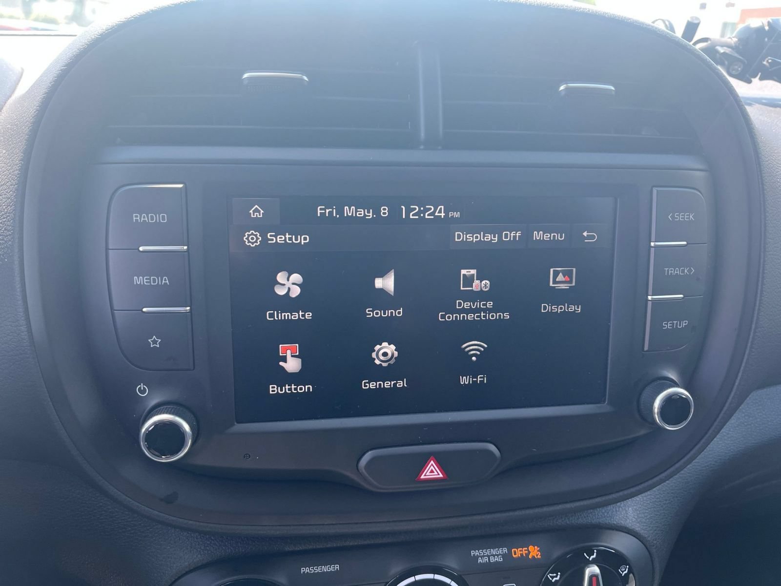 Used 2025 Kia Soul LX w/ LX Technology Package FWD image 20
