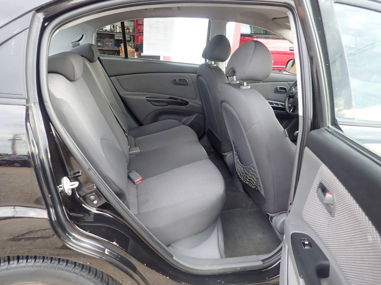 Used 2011 Kia Rio5 w/ Value Pkg FWD image 28