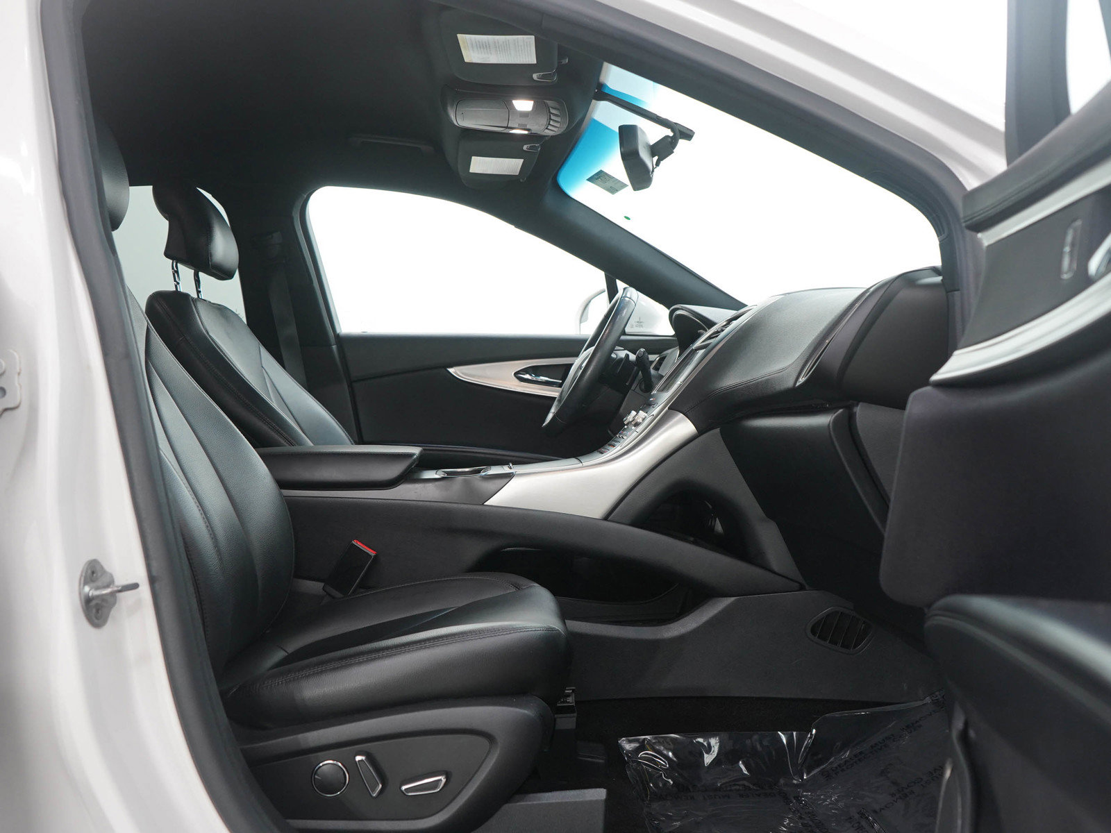 Used 2016 Lincoln MKX Premiere AWD/4WD image 11