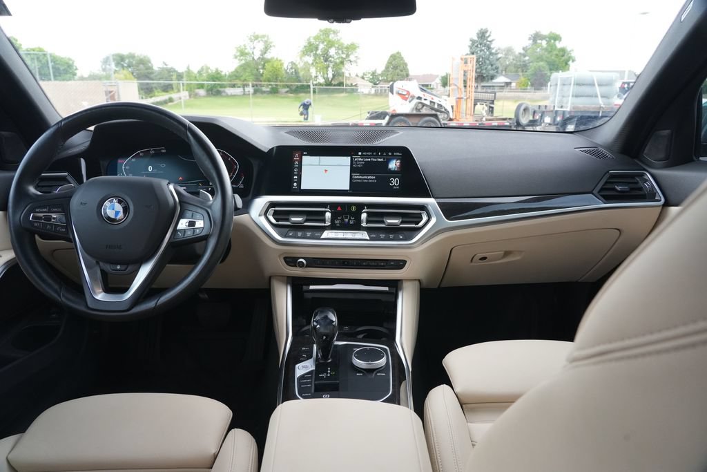Used 2021 BMW 330i xDrive Sedan w/ Convenience Package AWD/4WD image 18
