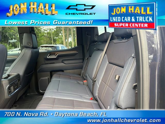 Used 2023 Chevrolet Silverado 1500 High Country w/ High Country Premium Package AWD/4WD image 23