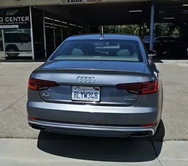 Used 2019 Audi A4 2.0T Premium w/ Convenience Package AWD/4WD image 9