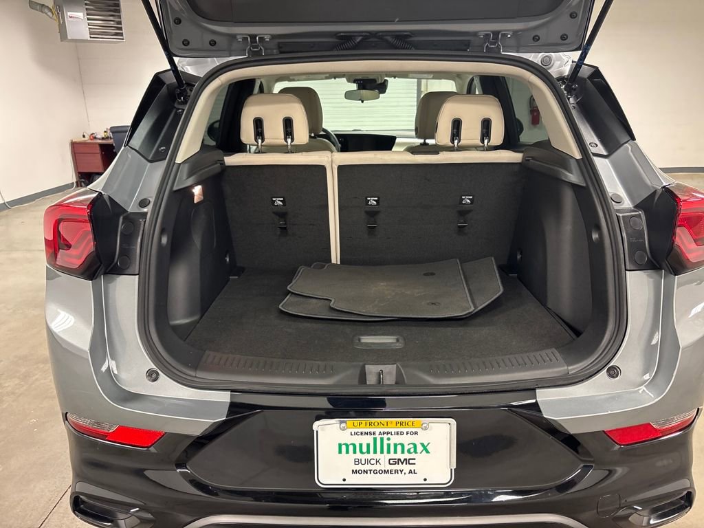 Used 2025 Buick Encore GX Sport Touring image 19