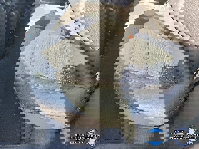 Used 2025 Chevrolet Trax LT w/ Driver Confidence Package image 26