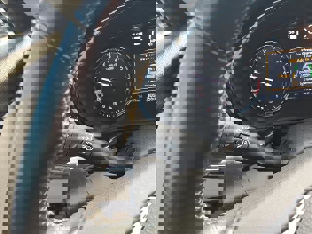 Used 2021 Buick Envision Essence w/ Technology Package I image 37