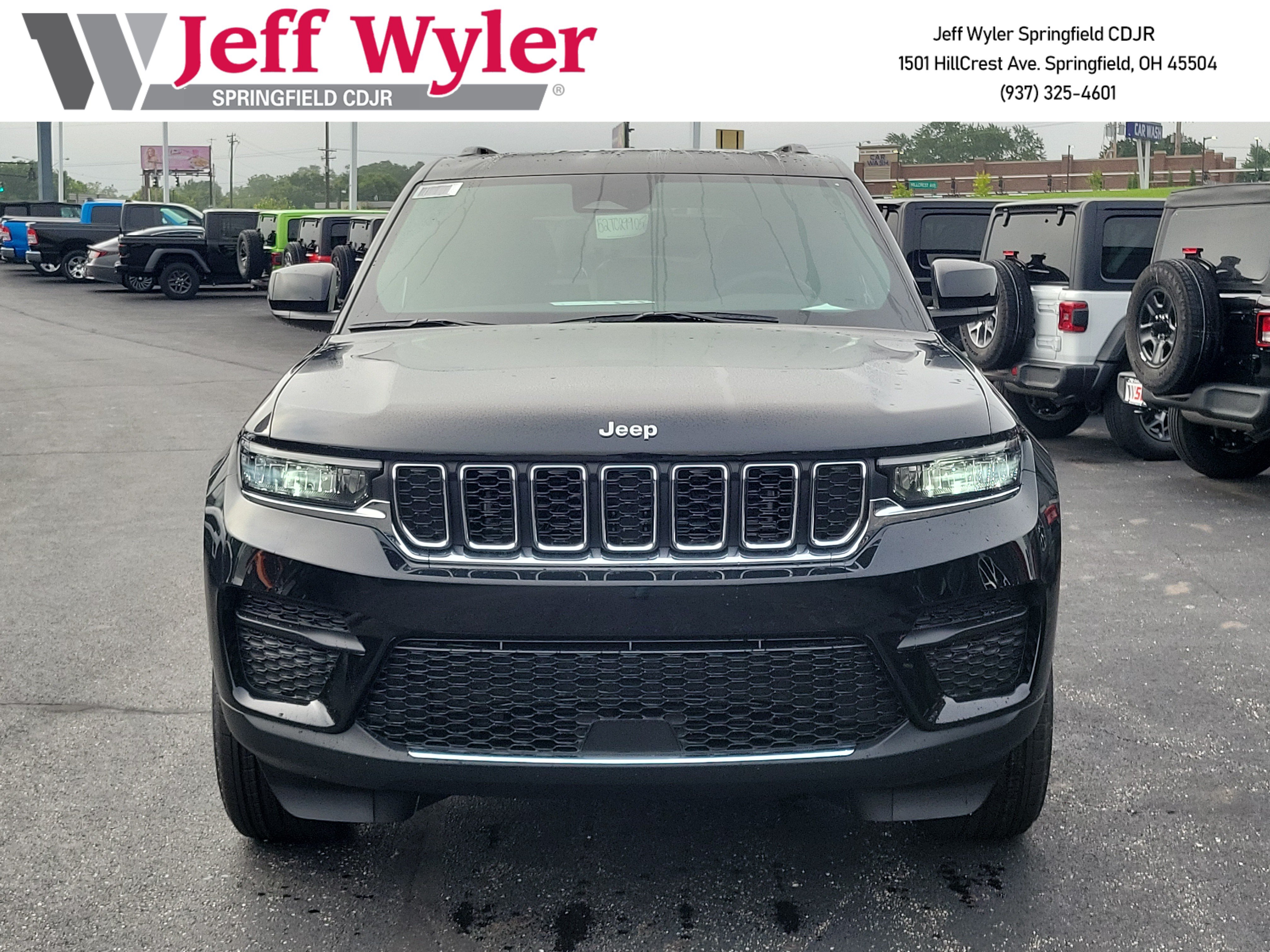 New 2026 Jeep Grand Cherokee Laredo X AWD/4WD image 2