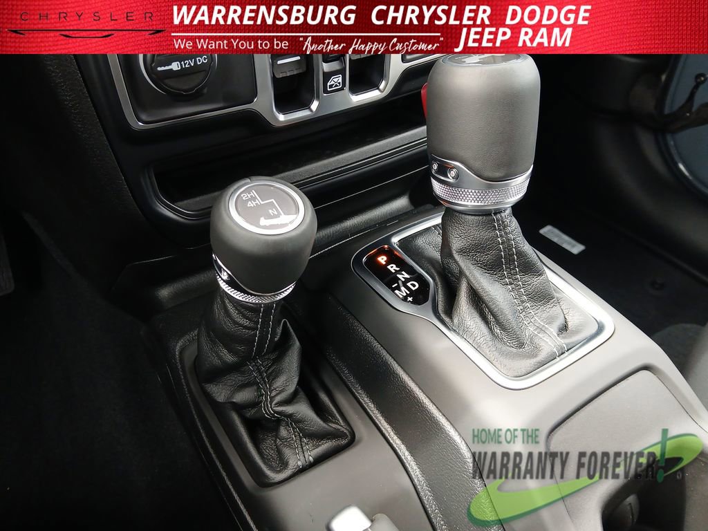 New 2026 Jeep Wrangler Unlimited Sahara AWD/4WD image 23
