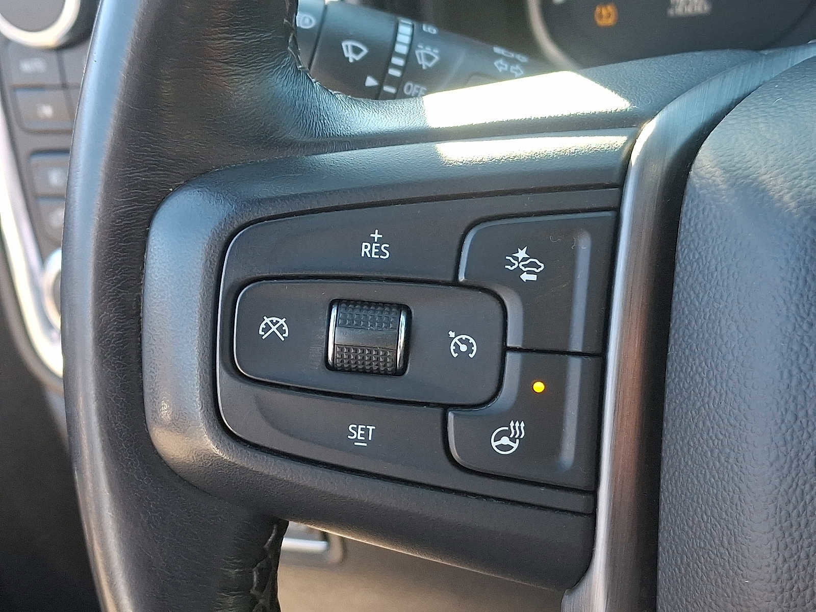 Used 2022 GMC Sierra 2500 Denali w/ Denali Ultimate Package image 24