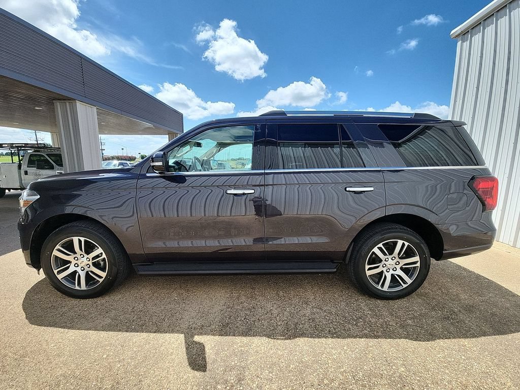 Used 2024 Ford Expedition Limited RWD image 22