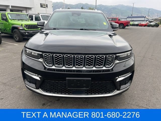 Used 2022 Jeep Grand Cherokee Summit AWD/4WD image 9