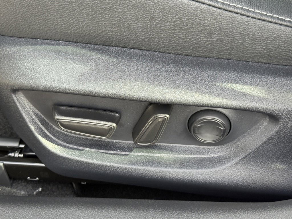 New 2026 Toyota Camry SE image 19