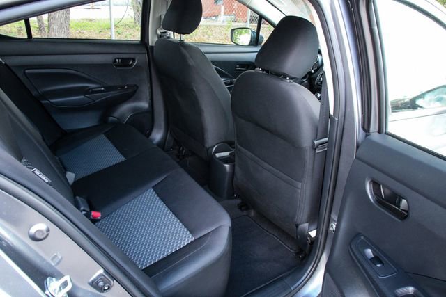 Used 2021 Nissan Versa S image 32