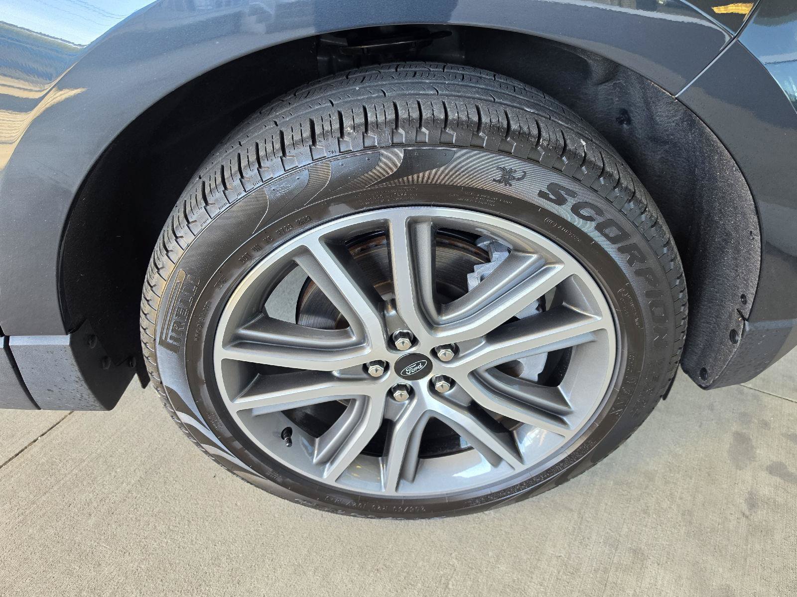 Used 2024 Ford Edge Titanium w/ Equipment Group 301A AWD/4WD image 6