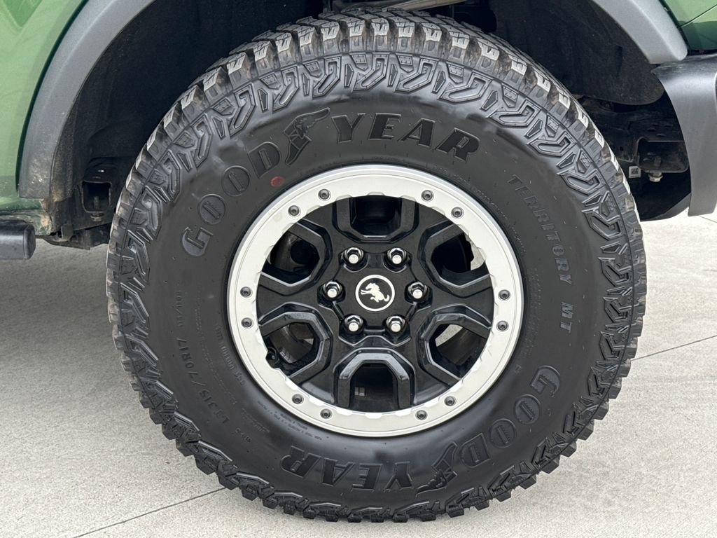 Used 2023 Ford Bronco Badlands w/ Sasquatch Package image 11