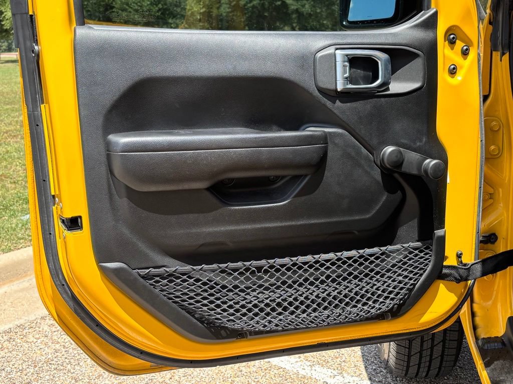 Used 2018 Jeep Wrangler Unlimited Sport AWD/4WD image 26
