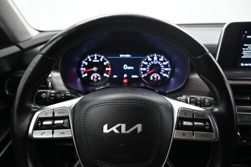 Used 2022 Kia Telluride SX w/ SX Prestige Package AWD/4WD image 13